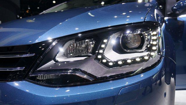 hd-genve_2015_live_volkswagen_sharan_1-1