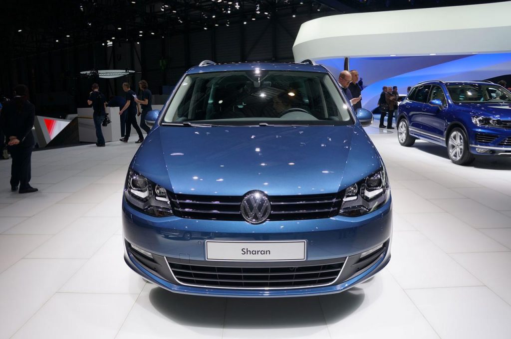 hd-genve_2015_live_volkswagen_sharan_1-8
