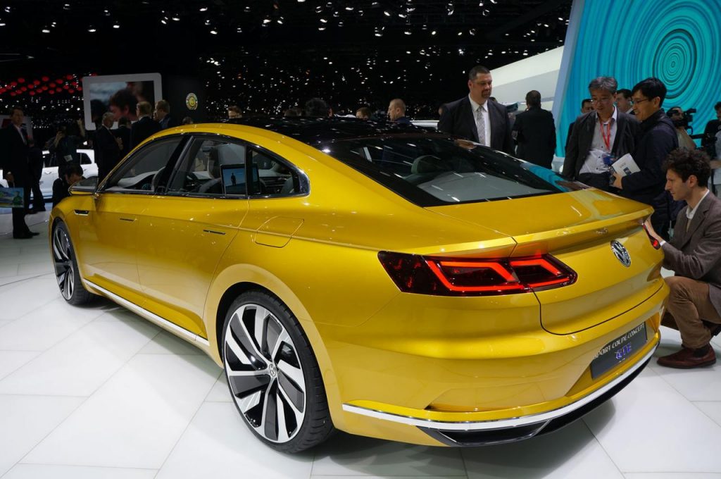 hd-genve_2015_live_volkswagen_sport_coupe_concept_gte_1-11
