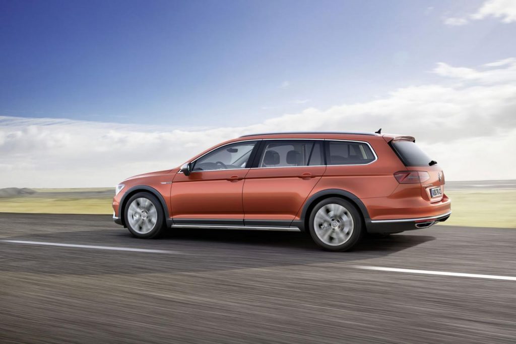 hd-genve_2015_volkswagen_passat_alltrack_1-4