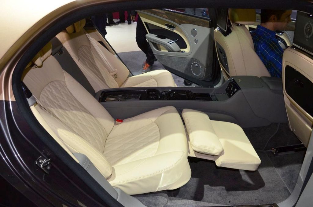 hd-genve_2016_live_bentley_mulsanne_1-16