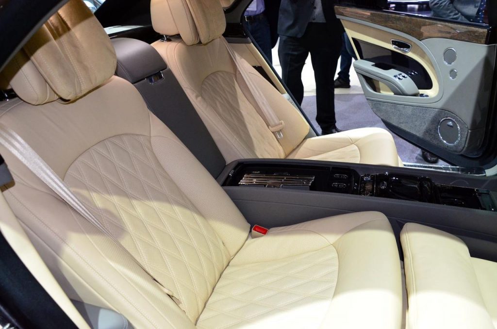 hd-genve_2016_live_bentley_mulsanne_1-17