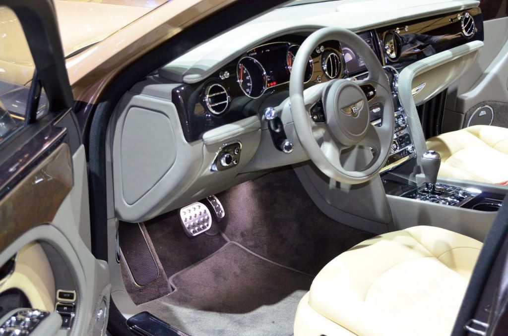hd-genve_2016_live_bentley_mulsanne_1-9