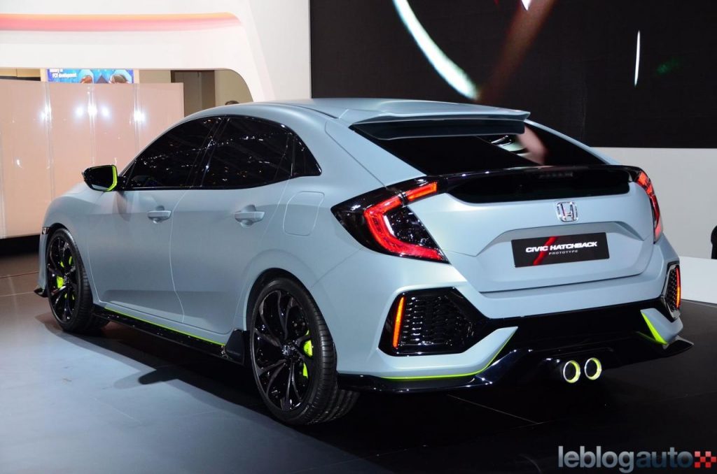 hd-genve_2016_live_honda_civic_hatchback_1-3