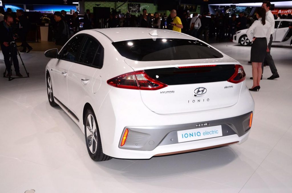 hd-genve_2016_live_hyundai_ioniq_1-28