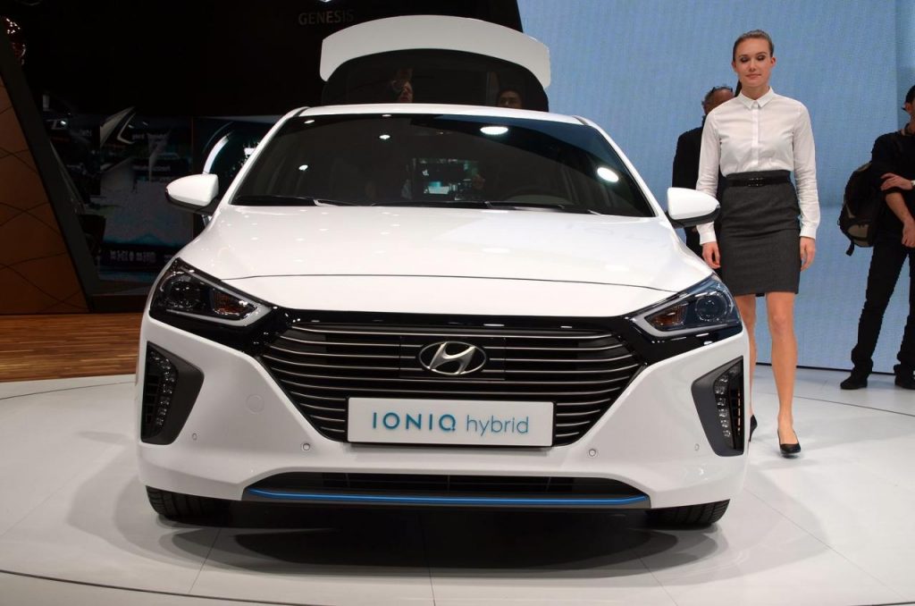 hd-genve_2016_live_hyundai_ioniq_1-32