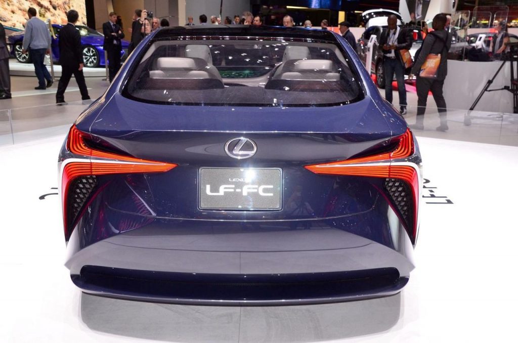 hd-genve_2016_live_lexus_lf_lc_1-9