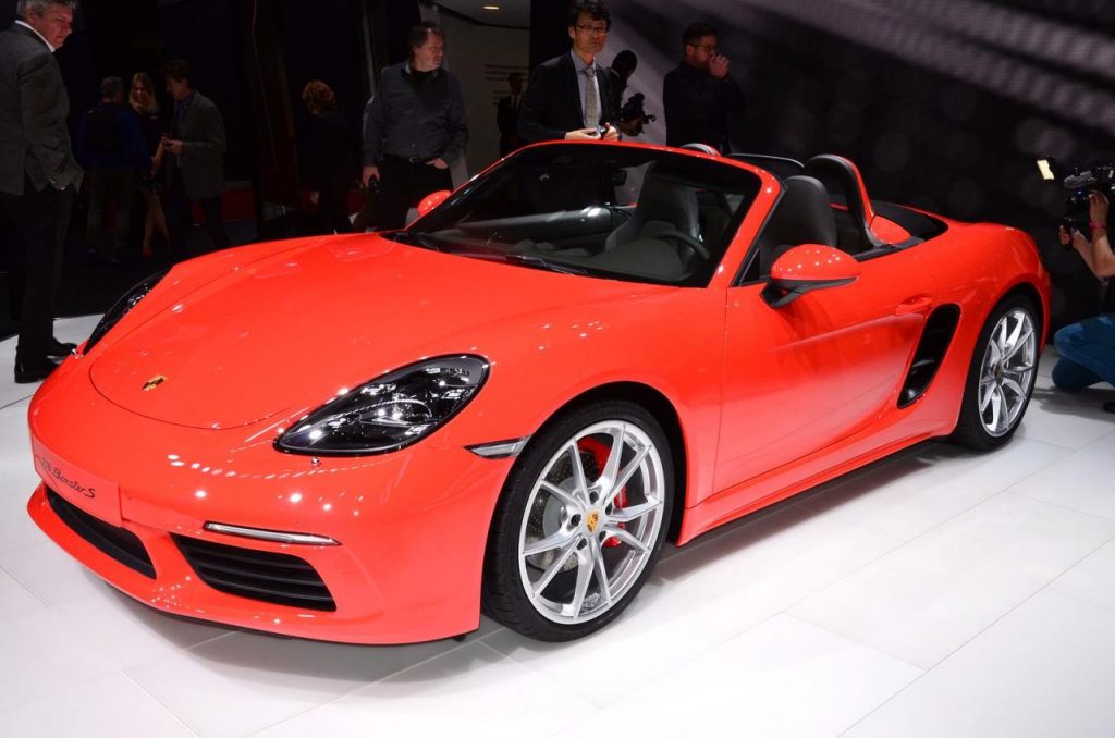 hd-genve_2016_live_porsche_718_boxster_s_1-1