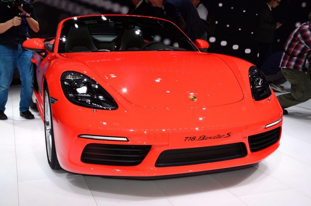 hd-genve_2016_live_porsche_718_boxster_s_1-3