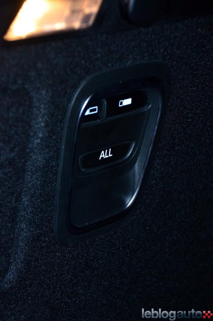 hd-genve_2016_live_renault_scenic_iv_2-15