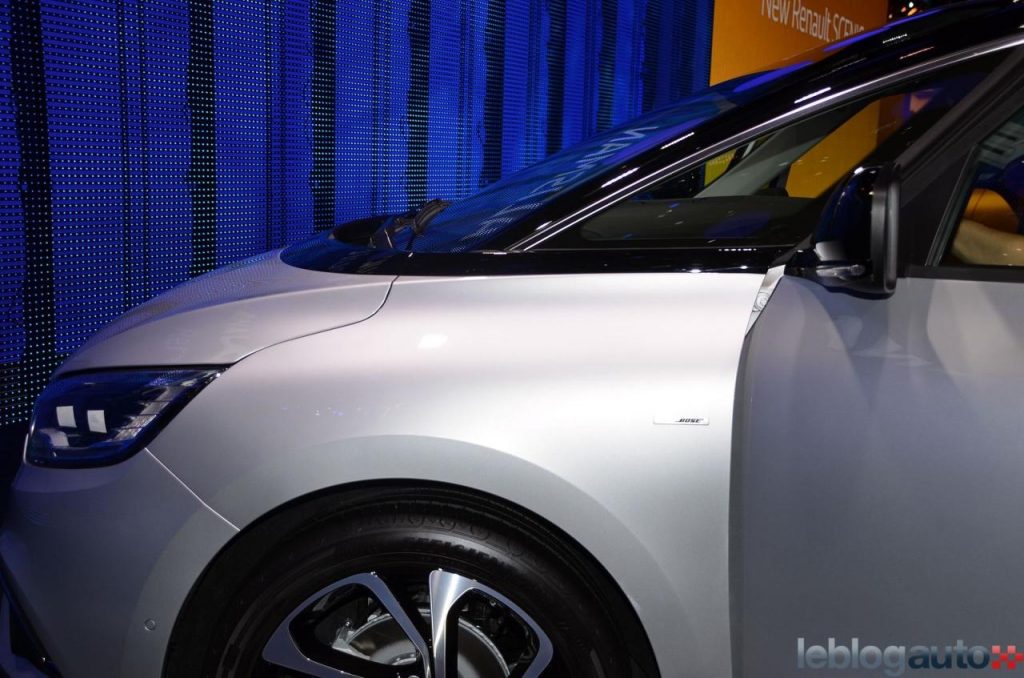 hd-genve_2016_live_renault_scenic_iv_2-17