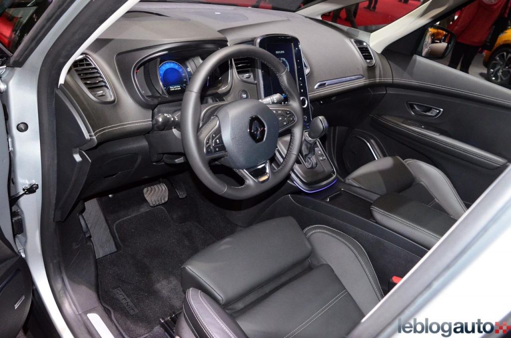 hd-genve_2016_live_renault_scenic_iv_2-21
