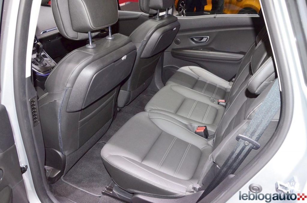 hd-genve_2016_live_renault_scenic_iv_2-4
