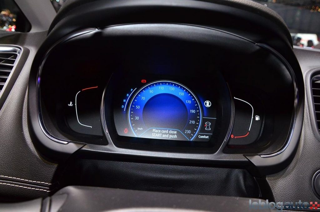 hd-genve_2016_live_renault_scenic_iv_2-6