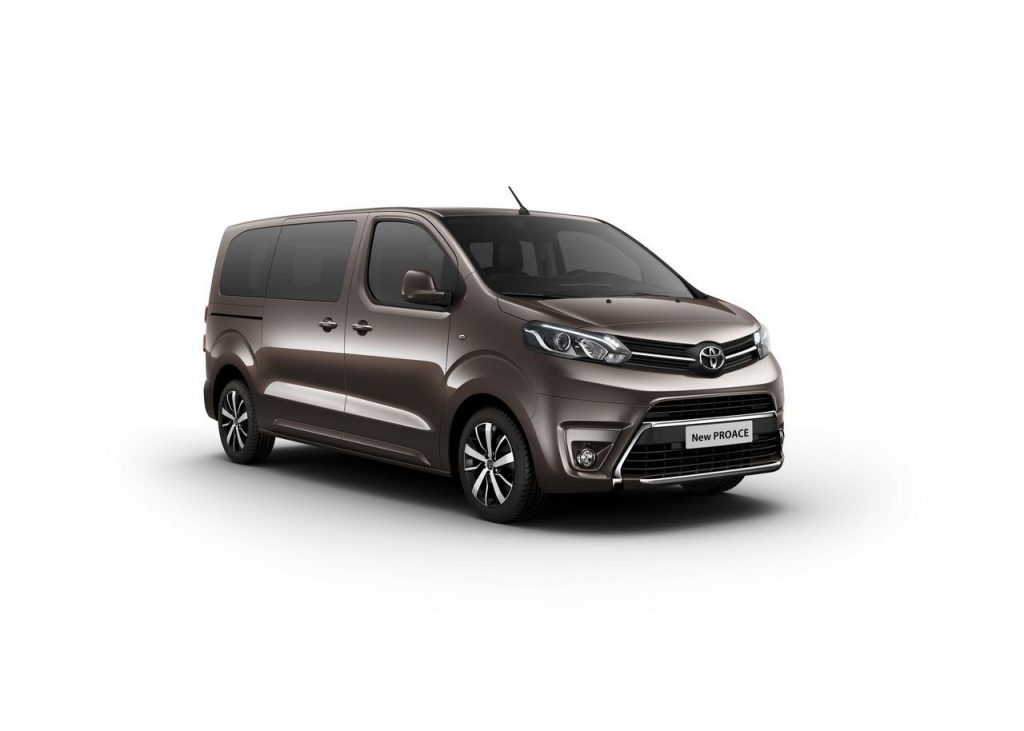 hd-genve_2016_peugeot_traveller_citron_spacetourer_toyota_proace_1