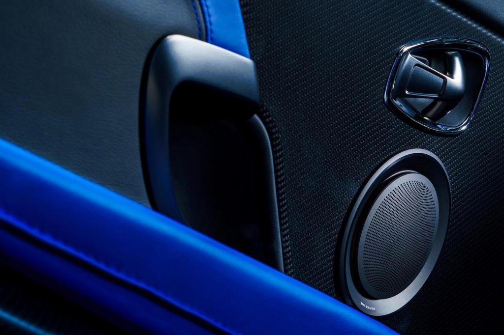 hd-genve_2017_aston_martin_1-13