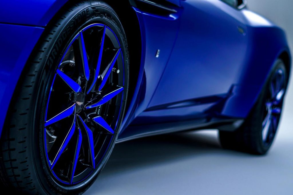 hd-genve_2017_aston_martin_1-15