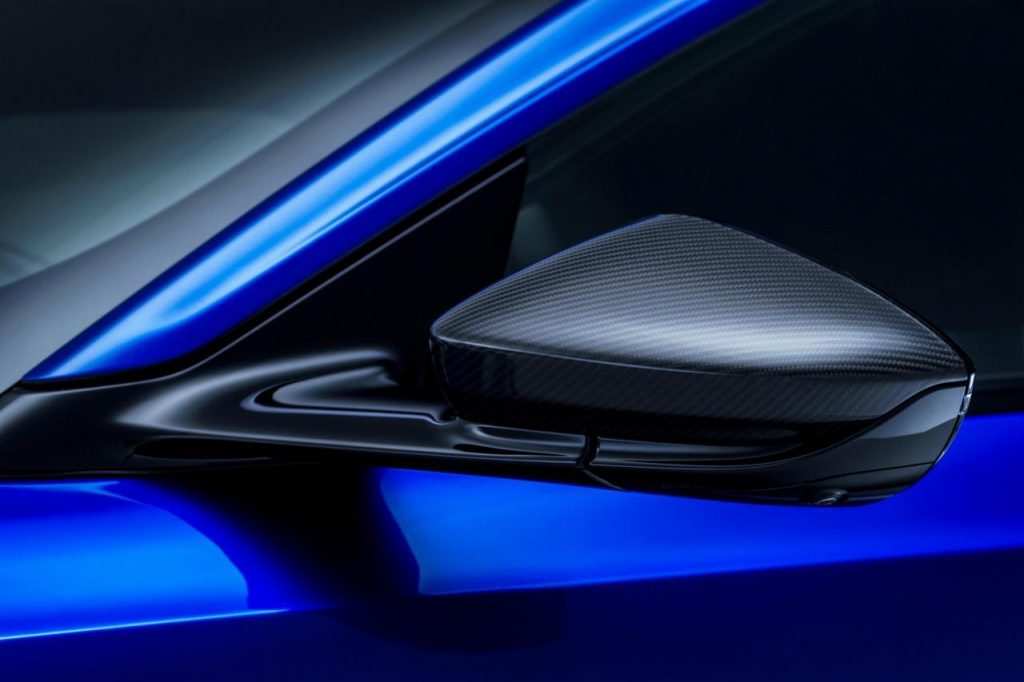 hd-genve_2017_aston_martin_1-9