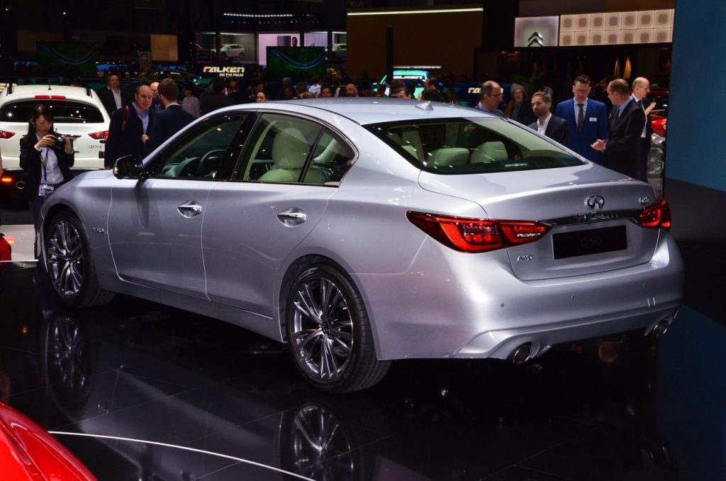 hd-genve_2017_infiniti_q50_restyle_1-3
