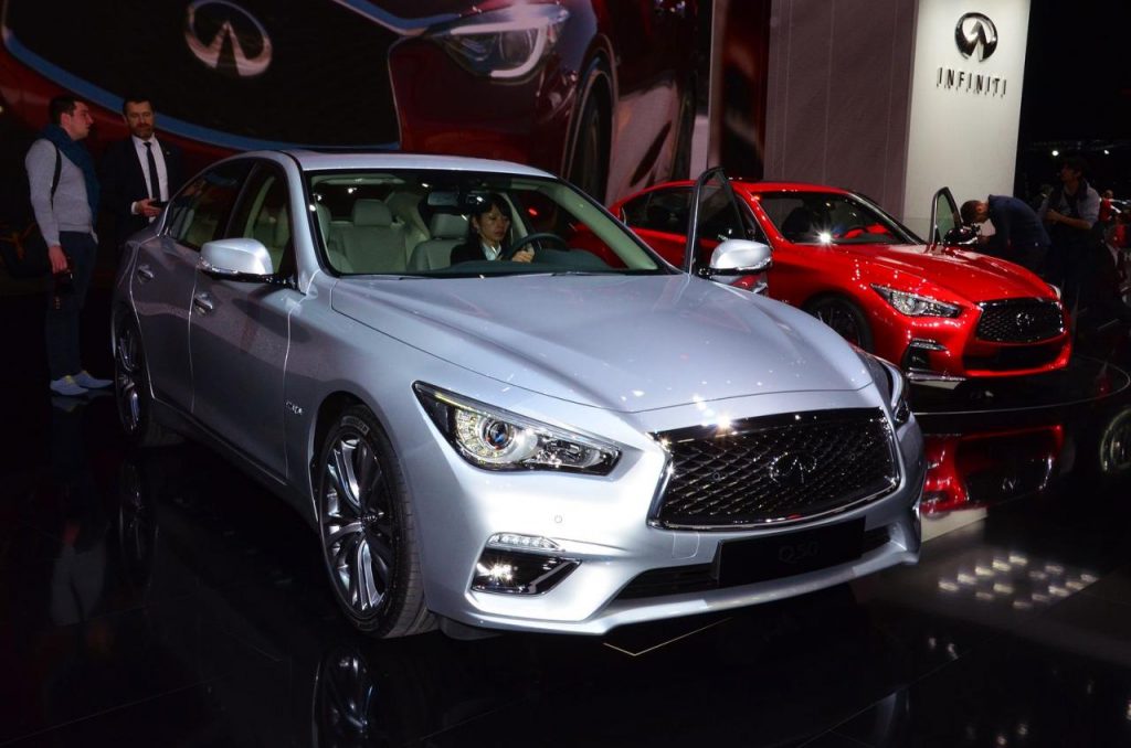 hd-genve_2017_infiniti_q50_restyle_1-7