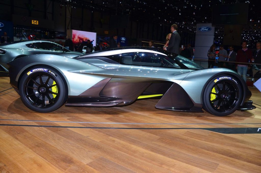 hd-genve_2017_live_aston_martin_valkyrie_1