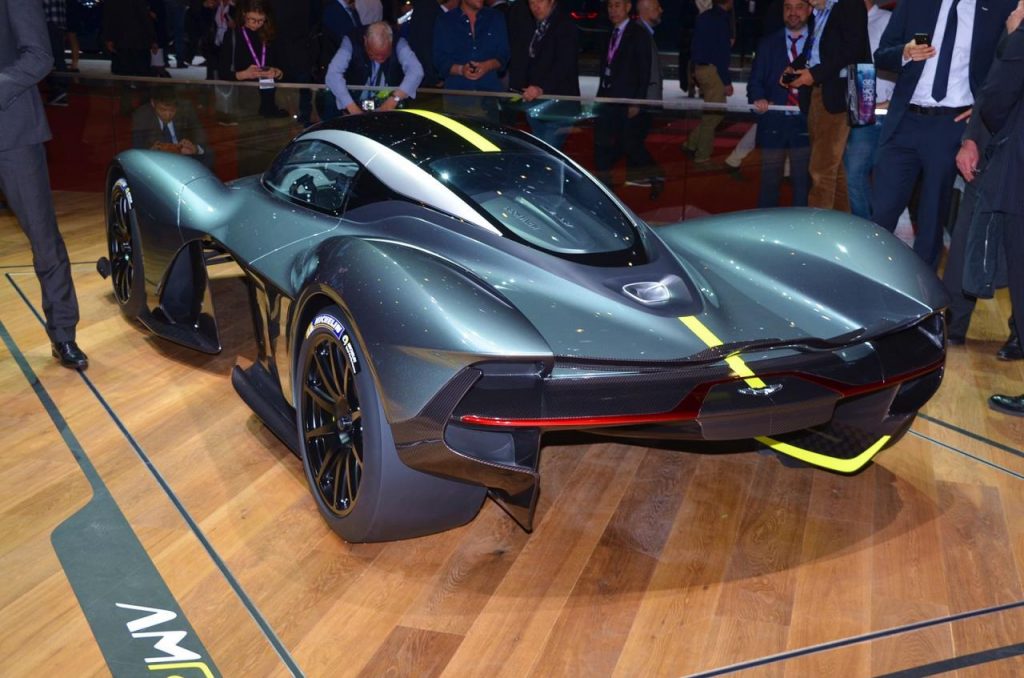 hd-genve_2017_live_aston_martin_valkyrie_1-7
