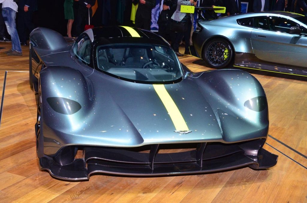 hd-genve_2017_live_aston_martin_valkyrie_1-9