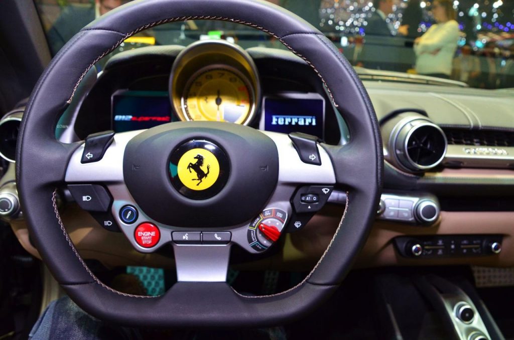 hd-genve_2017_live_ferrari_812_superfast_1-10