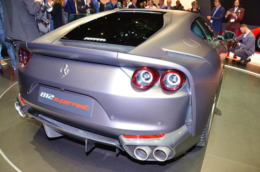 hd-genve_2017_live_ferrari_812_superfast_1-3