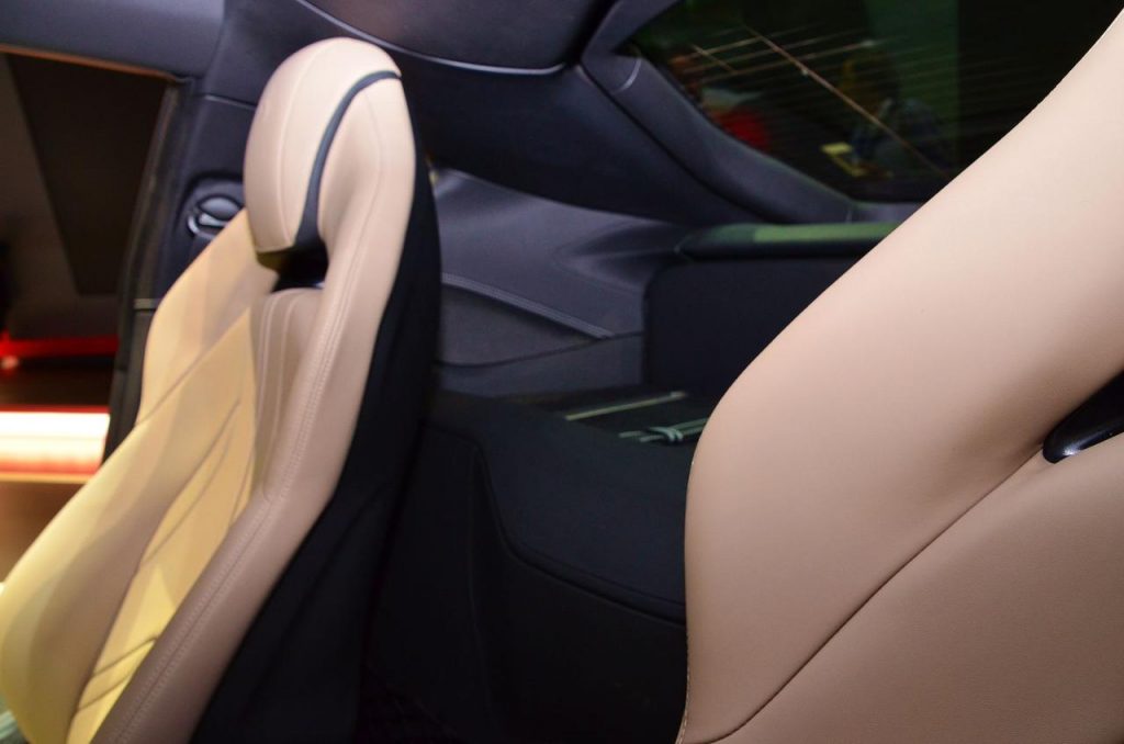 hd-genve_2017_live_ferrari_812_superfast_1-7