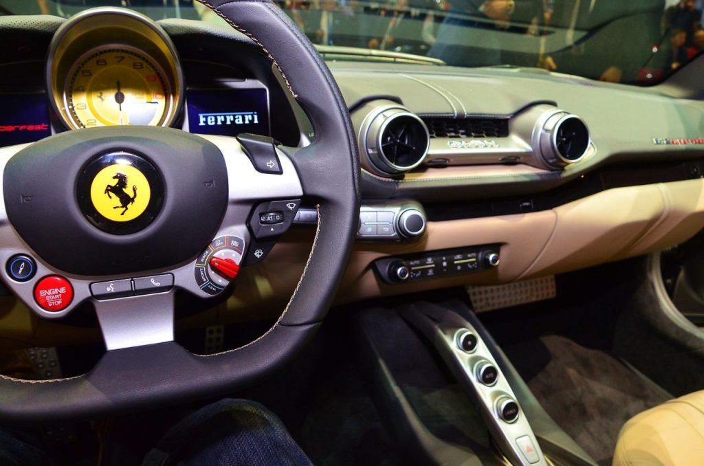 hd-genve_2017_live_ferrari_812_superfast_1-9