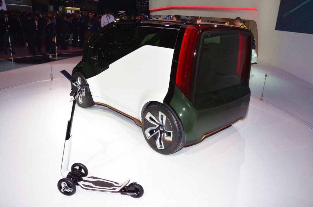 hd-genve_2017_live_honda_neuv_concept_1-2