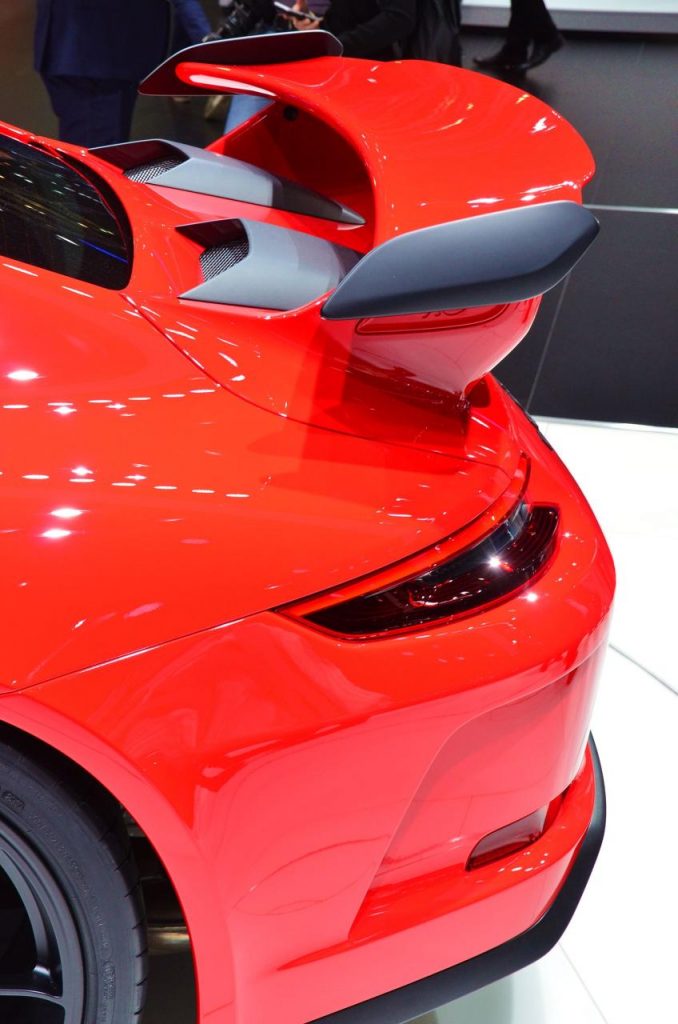 hd-genve_2017_live_porsche_911_gt3_1-3