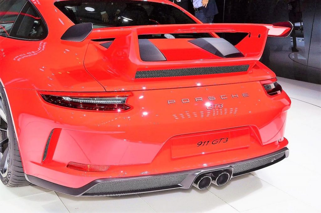 hd-genve_2017_live_porsche_911_gt3_1-9