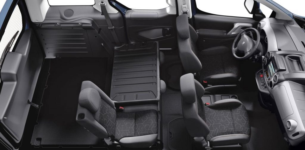 hd-genve_2017_peugeot_partner_tepee_electric_1