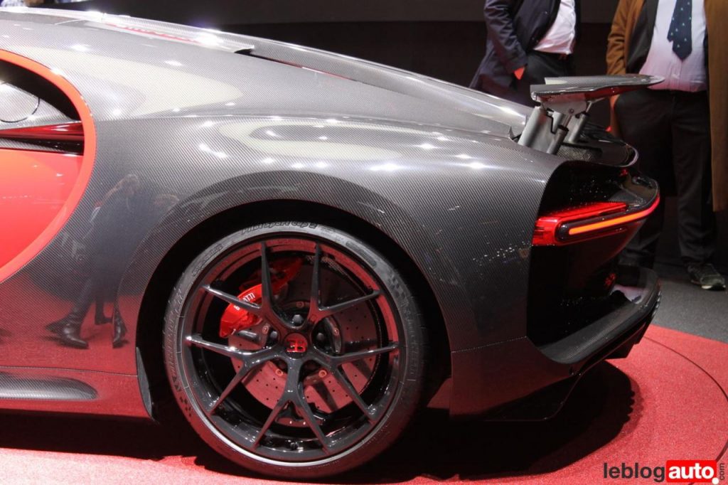 hd-genve_2018_live_bugatti_chiron_sport_1-1