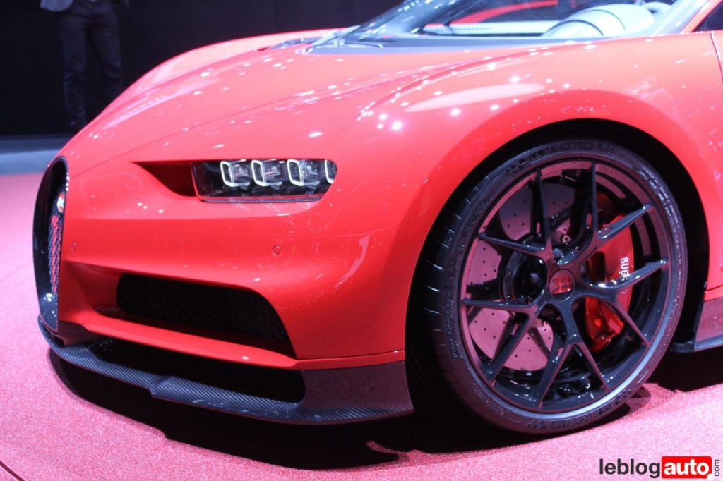 hd-genve_2018_live_bugatti_chiron_sport_1-3