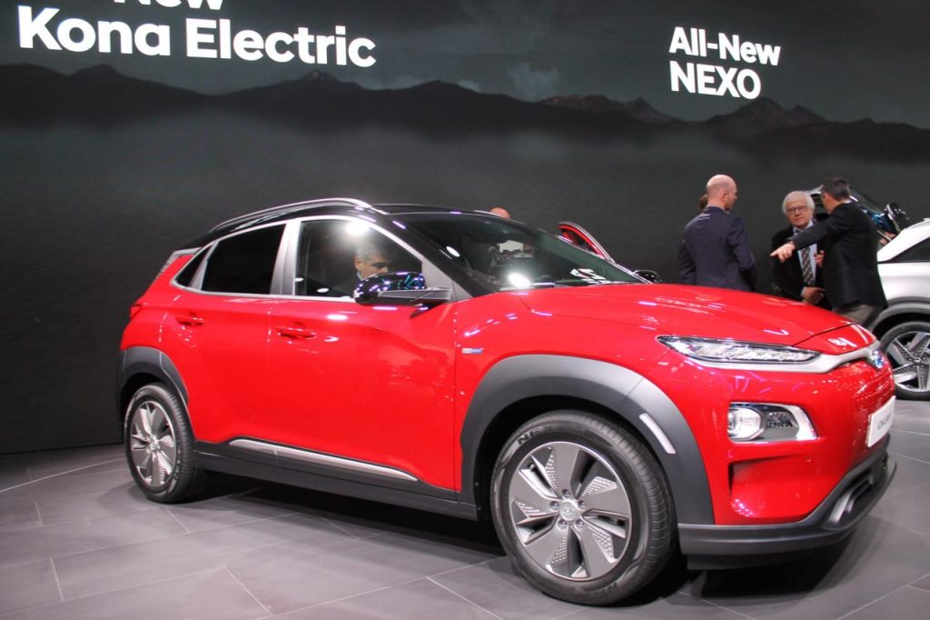 hd-genve_2018_live_hyundai_kona_electric_1