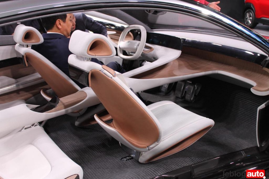 hd-genve_2018_live_hyundai_le_fil_rouge_concept_video_1-5