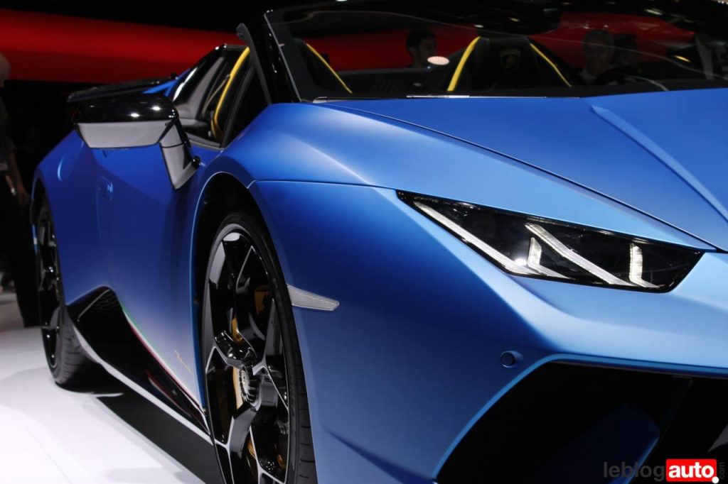 hd-genve_2018_live_lamborghini_huracn_performante_spyder_1-2