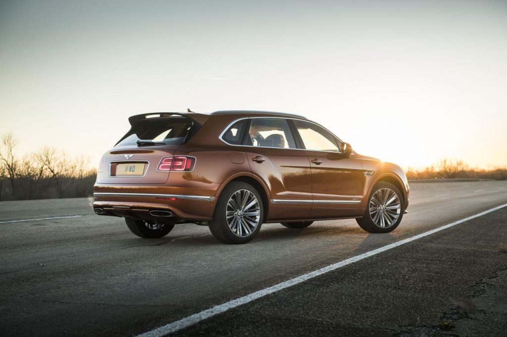 hd-genve_2019_bentley_bentayga_speed_monsieur_plus_1-15
