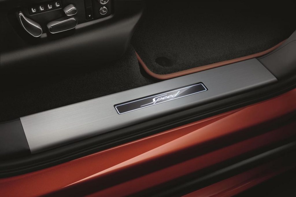 hd-genve_2019_bentley_bentayga_speed_monsieur_plus_1-4