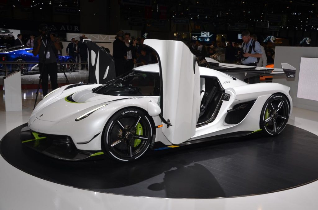 hd-genve_2019_live_koenigsegg_jesko_1-3