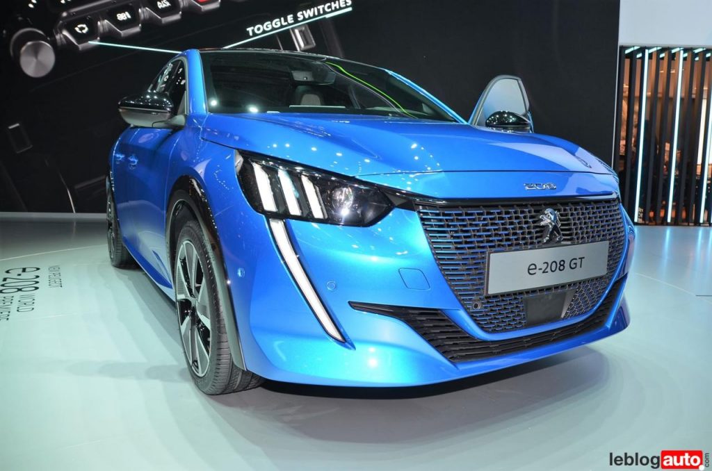 hd-genve_2019_live_peugeot_208_1-12