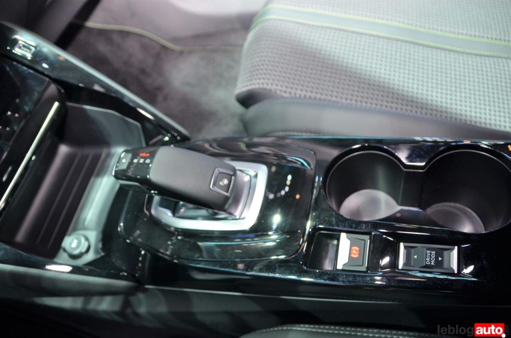 hd-genve_2019_live_peugeot_208_2-2