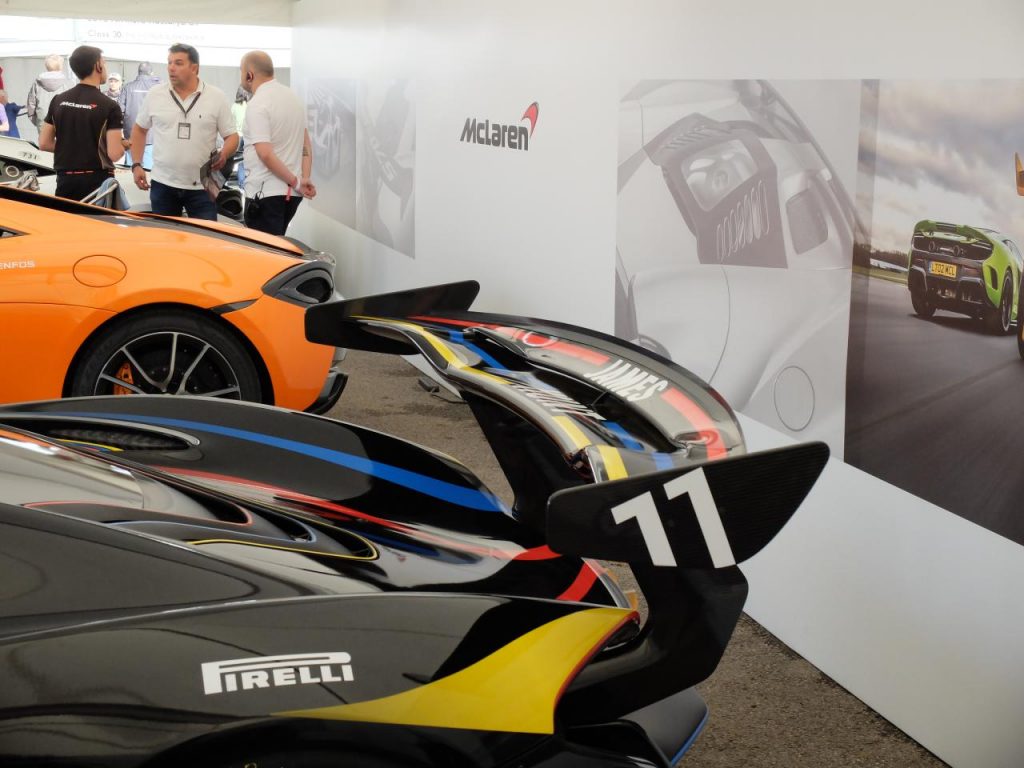 hd-goodwood_2016_live_mclaren_p1_gtr_james_hunt_1-2