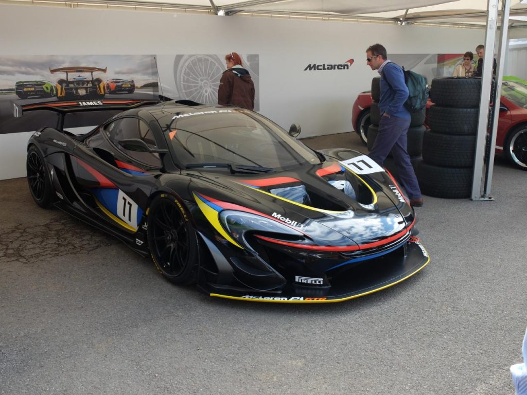 hd-goodwood_2016_live_mclaren_p1_gtr_james_hunt_1-5
