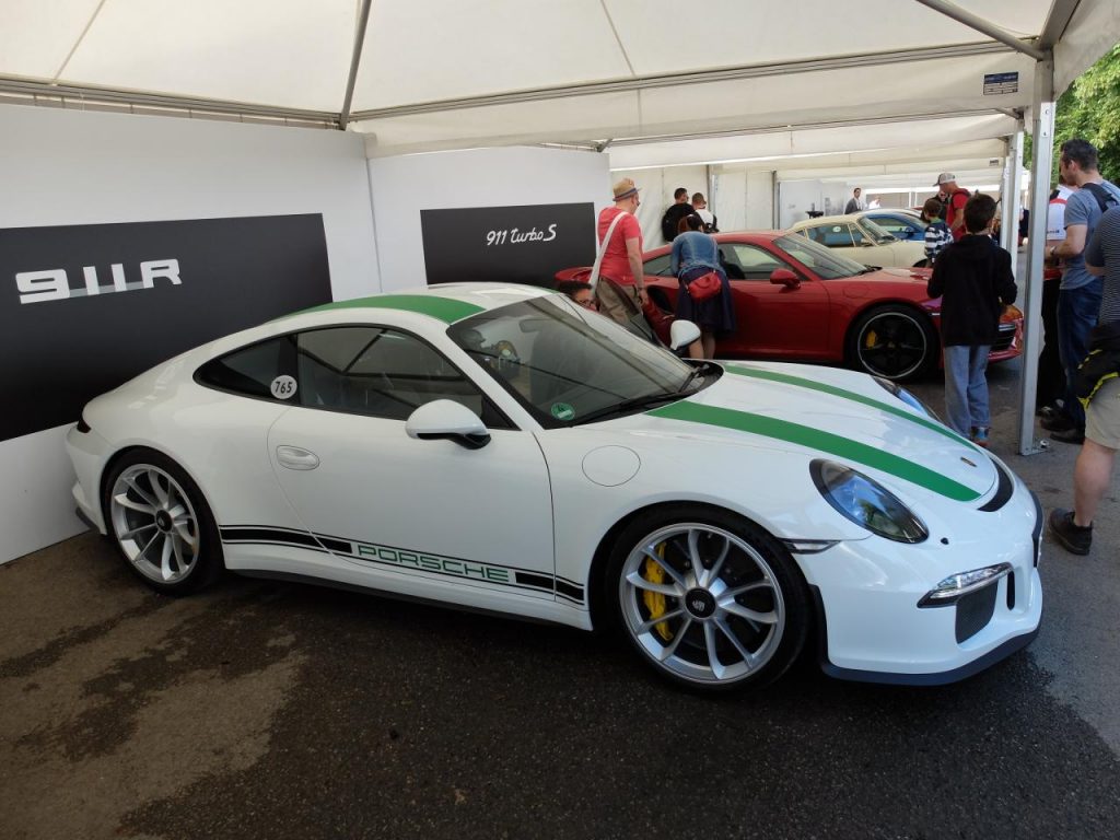 hd-goodwood_2016_live_porsche_911_r_1-1