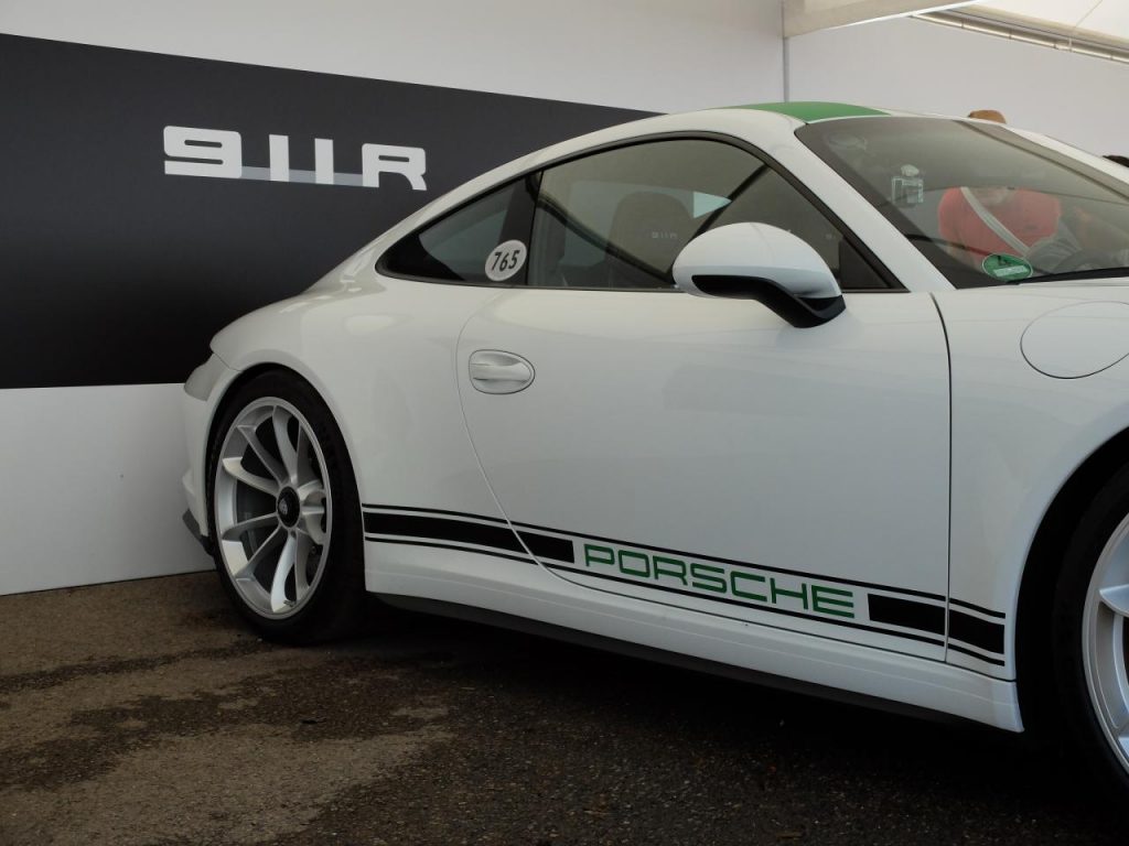 hd-goodwood_2016_live_porsche_911_r_1-6