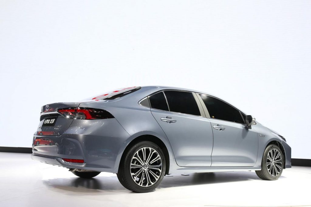 hd-guangzhou_2018_toyota_corolla_et_levin_pour_l_europe_aussi_3